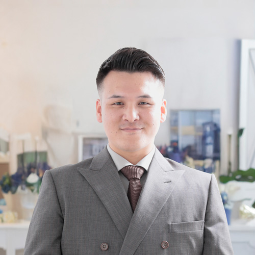 優美 上田チーフ